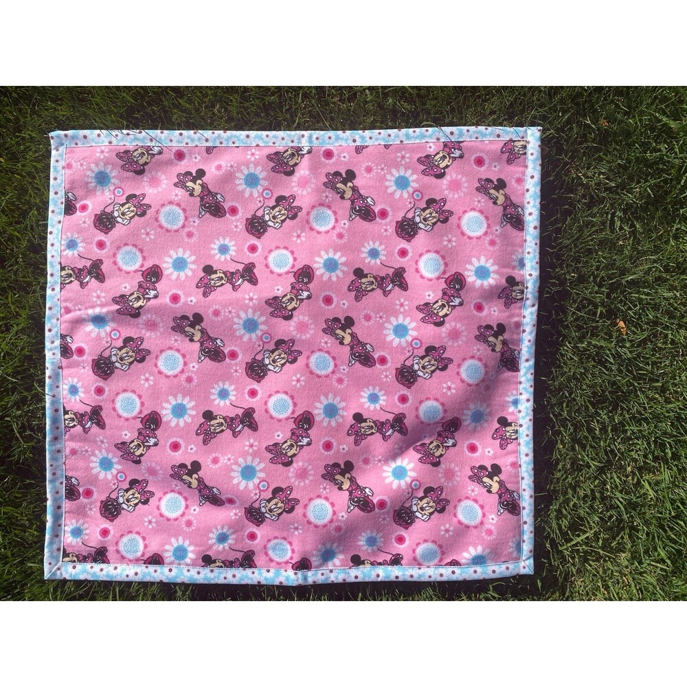 MiniMouse and Daisies Doll blanket / Car Seat Snuggie 19x21 inches